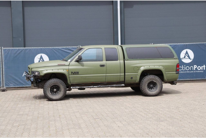 Dodge Ram 1500 - PKW: das Bild 1 Dodge Ram 1500 - PKW: das Bild 1
