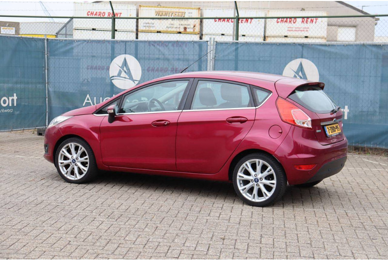 Ford Fiesta - Limousine: das Bild 3 Ford Fiesta - Limousine: das Bild 3