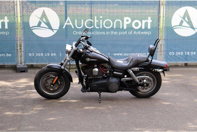 Harley-Davidson DYNA FAT BOB - Motorrad: das Bild 1 Harley-Davidson DYNA FAT BOB - Motorrad: das Bild 1