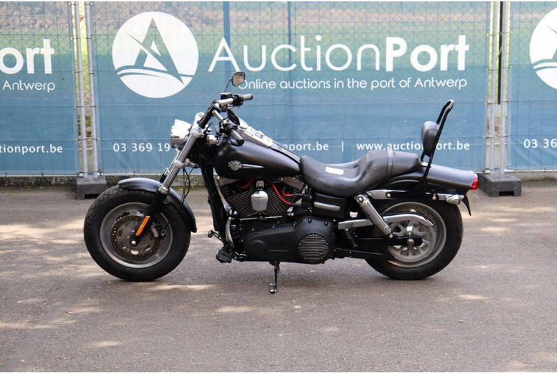Harley-Davidson DYNA FAT BOB - Motorrad: das Bild 2 Harley-Davidson DYNA FAT BOB - Motorrad: das Bild 2