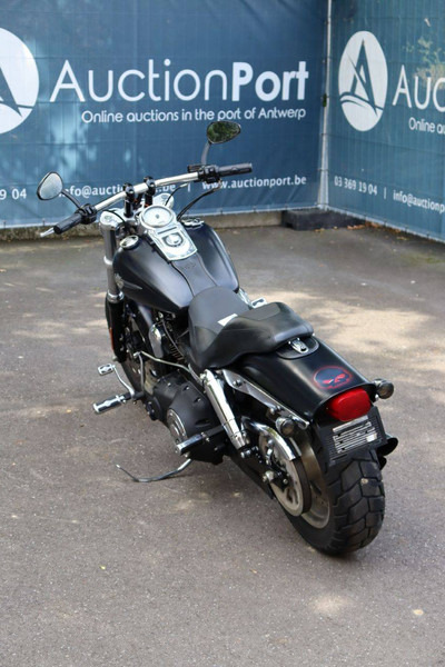 Harley-Davidson Dyna Fat Bob - Motorrad: das Bild 5 Harley-Davidson Dyna Fat Bob - Motorrad: das Bild 5