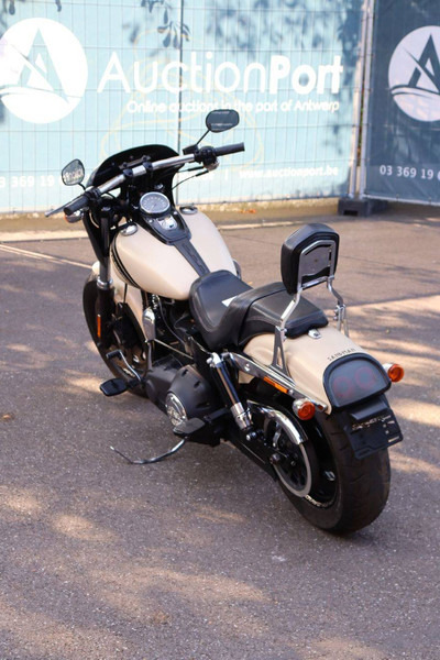 Harley-Davidson Dyna Fat Bob - Motorrad: das Bild 4 Harley-Davidson Dyna Fat Bob - Motorrad: das Bild 4