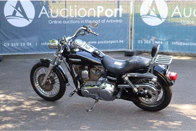 Harley-Davidson Dyna Super Glide - Motorrad: das Bild 3 Harley-Davidson Dyna Super Glide - Motorrad: das Bild 3