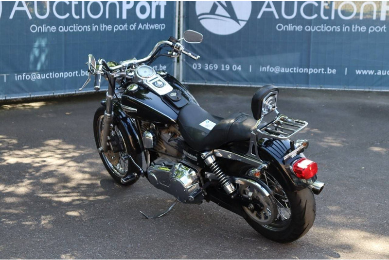 Harley-Davidson Dyna Super Glide - Motorrad: das Bild 4 Harley-Davidson Dyna Super Glide - Motorrad: das Bild 4