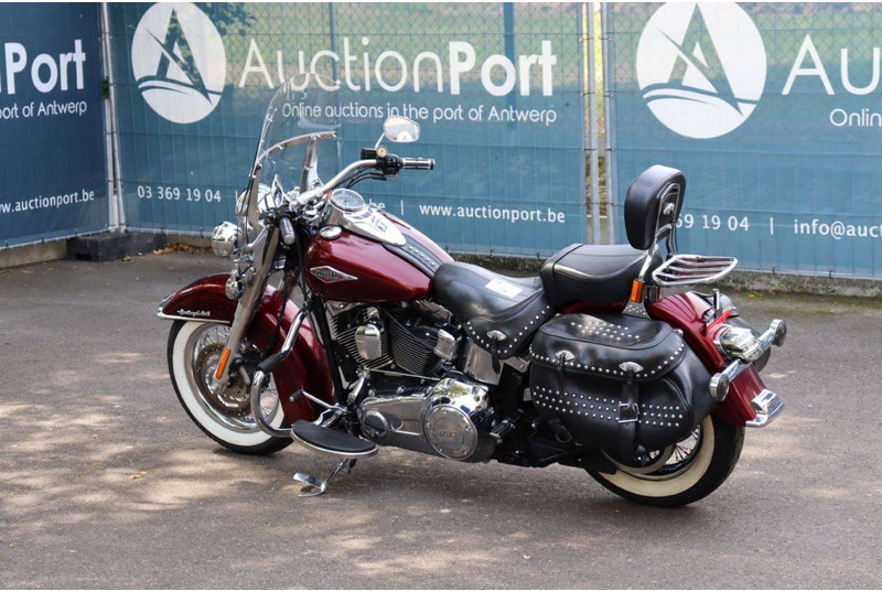 Harley-Davidson Heritage Softail - Motorrad: das Bild 3 Harley-Davidson Heritage Softail - Motorrad: das Bild 3