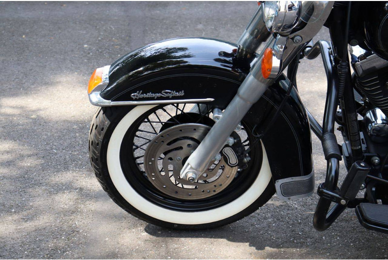 Motorrad Harley-Davidson Heritage Softail Classic: das Bild 10