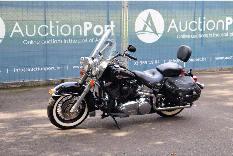 Motorrad Harley-Davidson Heritage Softail Classic: das Bild 9
