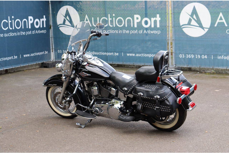Harley-Davidson Heritage Softail Classic - Motorrad: das Bild 3 Harley-Davidson Heritage Softail Classic - Motorrad: das Bild 3
