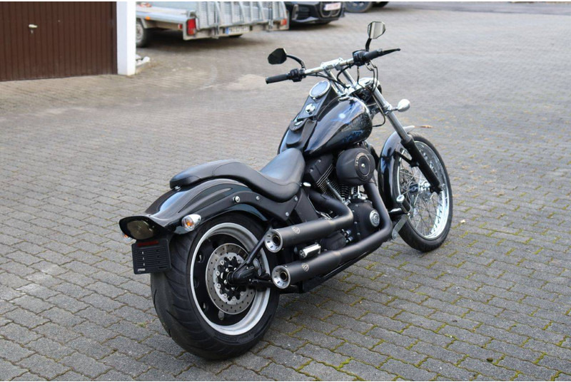 Motorrad Harley-Davidson Softail Night Train FXSTB: das Bild 6