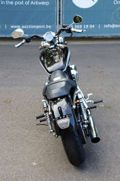 Harley-Davidson Sportster XL1200 Custom - Motorrad: das Bild 5 Harley-Davidson Sportster XL1200 Custom - Motorrad: das Bild 5