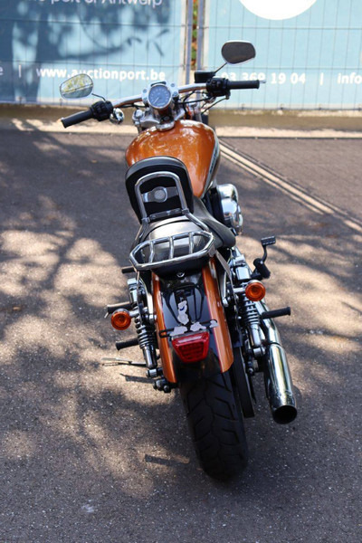 Harley-Davidson Sportster XL1200 Custom - Motorrad: das Bild 5 Harley-Davidson Sportster XL1200 Custom - Motorrad: das Bild 5