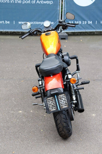 Harley-Davidson Sportster XL883 Iron - Motorrad: das Bild 5 Harley-Davidson Sportster XL883 Iron - Motorrad: das Bild 5