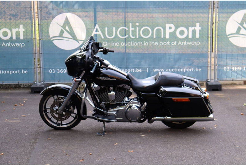Harley-Davidson Street Glide - Motorrad: das Bild 2 Harley-Davidson Street Glide - Motorrad: das Bild 2