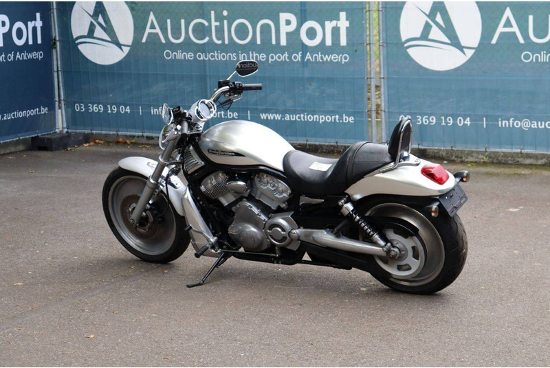 Harley-Davidson V-Rod VRSC - Motorrad: das Bild 3 Harley-Davidson V-Rod VRSC - Motorrad: das Bild 3