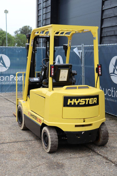 Hyster J2.50XM - Elektrostapler: das Bild 4 Hyster J2.50XM - Elektrostapler: das Bild 4