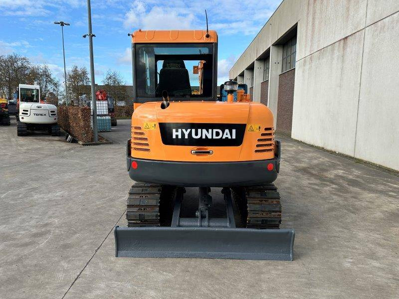 Hyundai R60VS - Kettenbagger: das Bild 5 Hyundai R60VS - Kettenbagger: das Bild 5