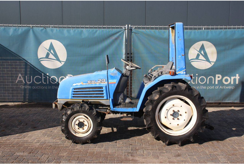 Iseki Sial 23 - Traktor: das Bild 2 Iseki Sial 23 - Traktor: das Bild 2