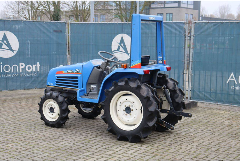 Iseki TF21F - Traktor: das Bild 3 Iseki TF21F - Traktor: das Bild 3