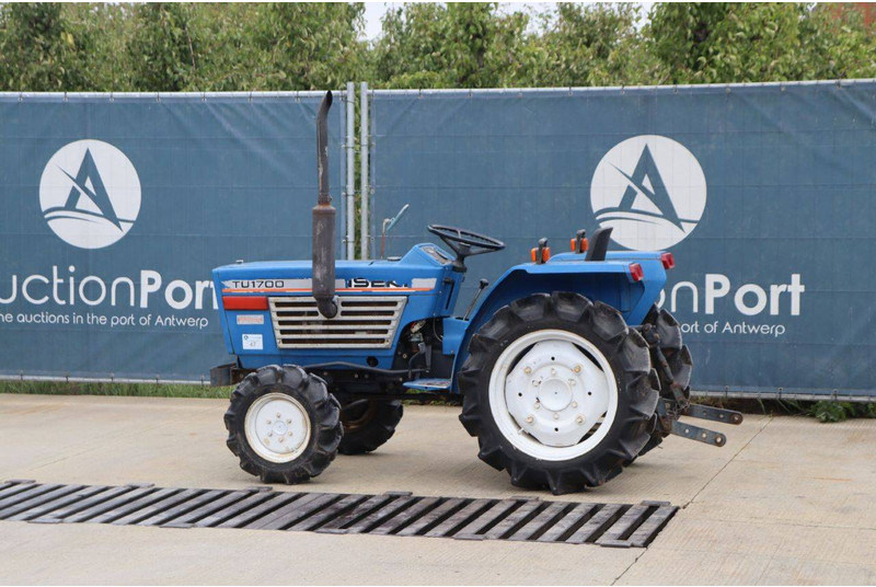 Iseki TU1700 - Traktor: das Bild 3 Iseki TU1700 - Traktor: das Bild 3