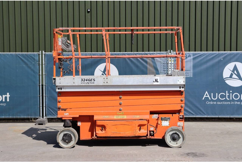 JLG 3246ES - Scherenbühne: das Bild 2 JLG 3246ES - Scherenbühne: das Bild 2