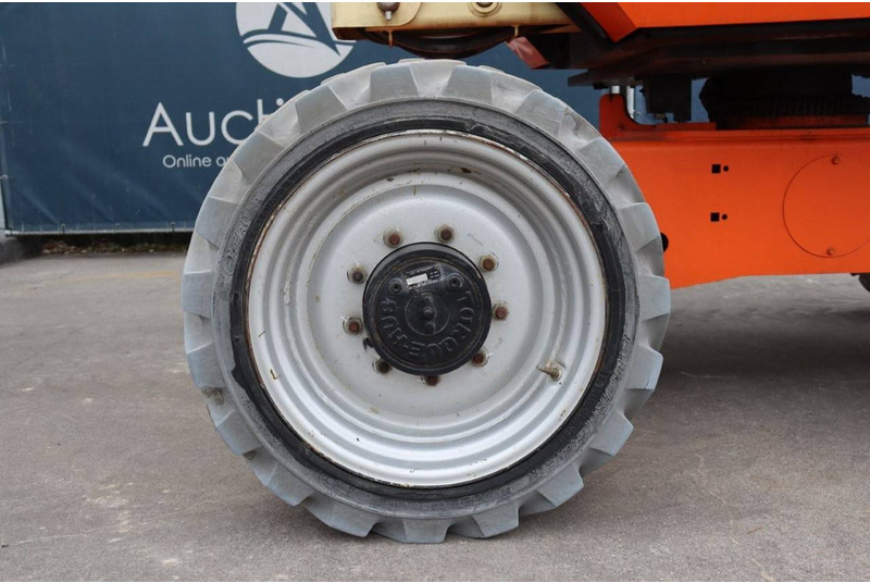 Gelenkarmbühne JLG 340AJ: das Bild 14