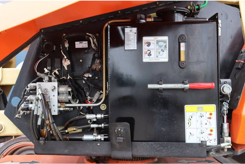 Gelenkarmbühne JLG 340AJ: das Bild 18
