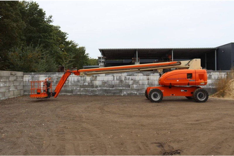 JLG 860SJ - Teleskopbühne: das Bild 2 JLG 860SJ - Teleskopbühne: das Bild 2