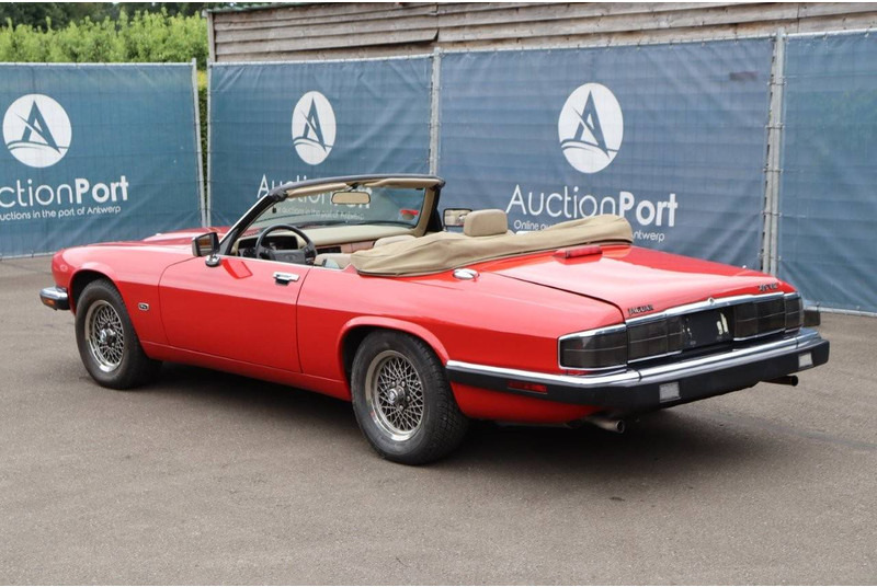 Jaguar XJ-S Convertible - PKW: das Bild 4 Jaguar XJ-S Convertible - PKW: das Bild 4