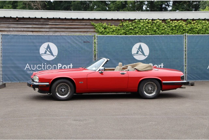 Jaguar XJ-S Convertible - PKW: das Bild 1 Jaguar XJ-S Convertible - PKW: das Bild 1