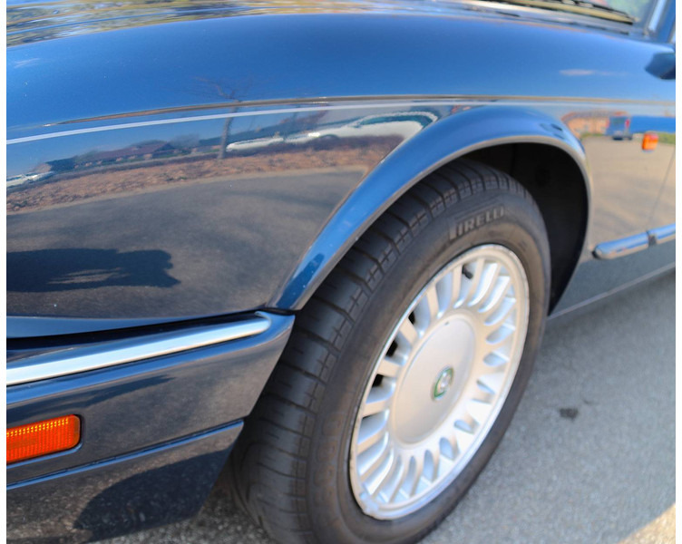 Jaguar XJ Sovereign 4.0 - PKW: das Bild 4 Jaguar XJ Sovereign 4.0 - PKW: das Bild 4
