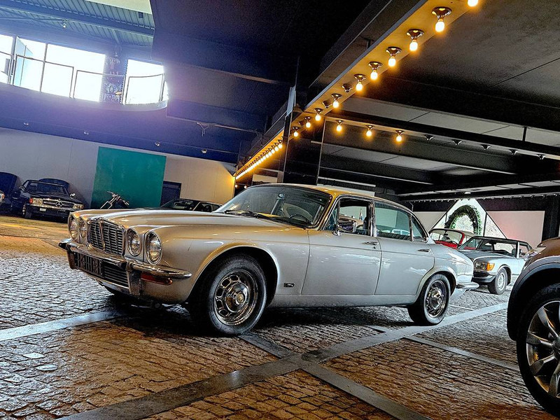 Jaguar XJ (series II) 4.2 Automatic - Limousine: das Bild 2 Jaguar XJ (series II) 4.2 Automatic - Limousine: das Bild 2