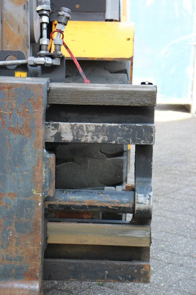 Dieselstapler Jungheinrich DFG 545s: das Bild 12