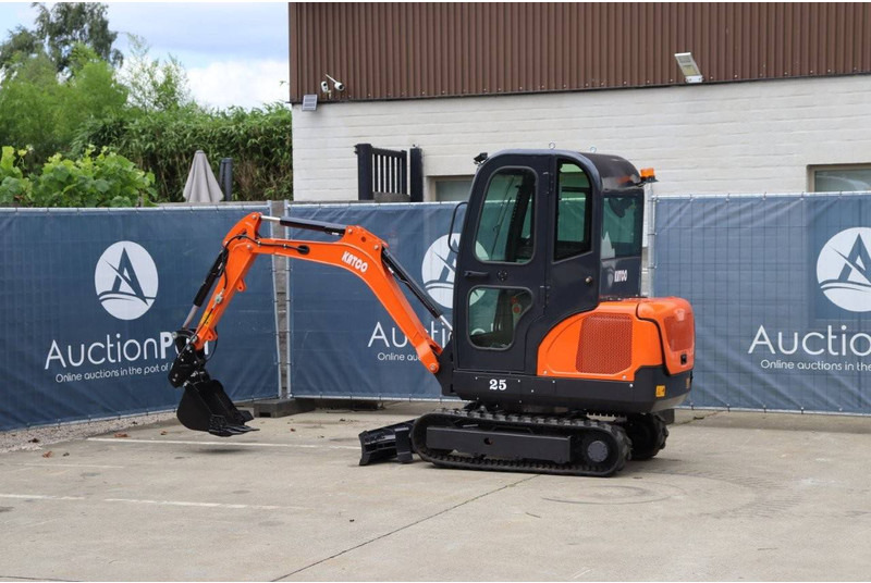 Katco Q27-POWER+ - Kettenbagger: das Bild 3 Katco Q27-POWER+ - Kettenbagger: das Bild 3