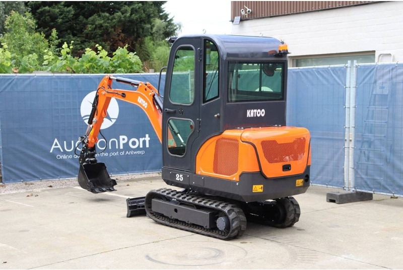 Katco Q27-POWER+ - Kettenbagger: das Bild 4 Katco Q27-POWER+ - Kettenbagger: das Bild 4