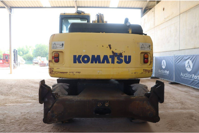 Komatsu PW140-7 - Mobilbagger: das Bild 4 Komatsu PW140-7 - Mobilbagger: das Bild 4