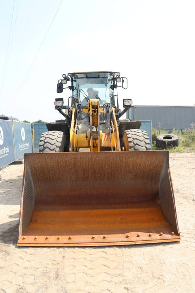 Radlader Komatsu WA270-8E0: das Bild 8