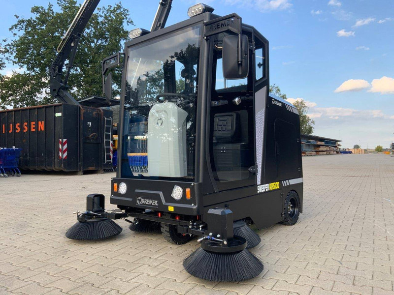 Kremer KRS100 - Kehrmaschine: das Bild 1 Kremer KRS100 - Kehrmaschine: das Bild 1