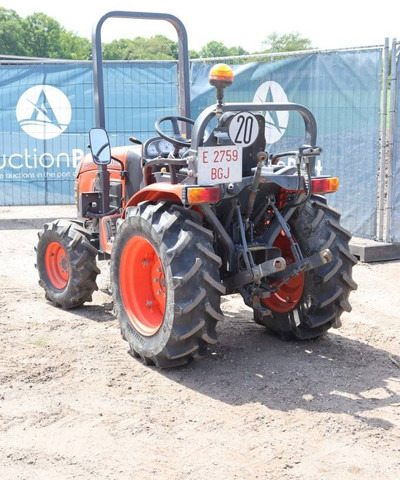 Kubota B2530 - Traktor: das Bild 3 Kubota B2530 - Traktor: das Bild 3