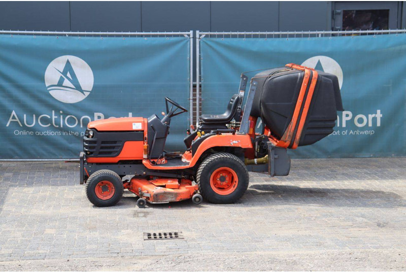 Kubota BX2200D - Rasenmäher: das Bild 1 Kubota BX2200D - Rasenmäher: das Bild 1