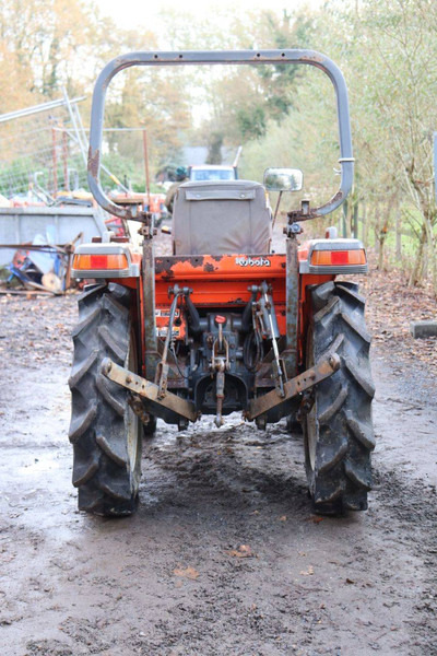 Kubota GL241/Grandel GL241 - Traktor: das Bild 5 Kubota GL241/Grandel GL241 - Traktor: das Bild 5