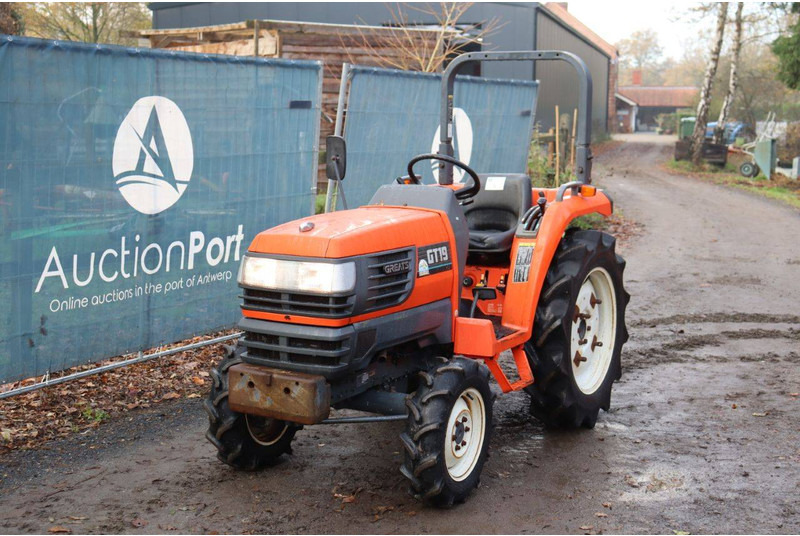 Traktor Kubota GT19: das Bild 9