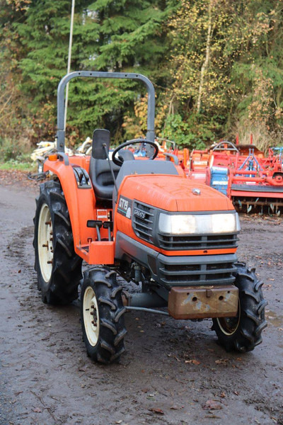 Traktor Kubota GT19: das Bild 7
