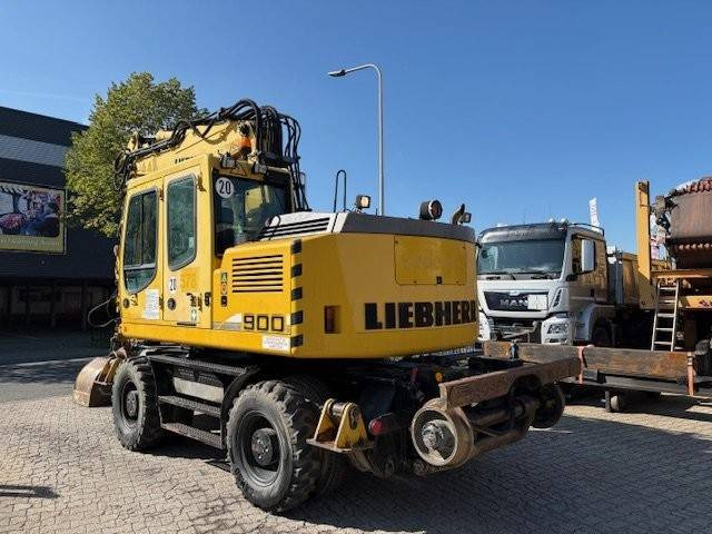 Liebherr A 900 C ZW - Mobilbagger: das Bild 2 Liebherr A 900 C ZW - Mobilbagger: das Bild 2