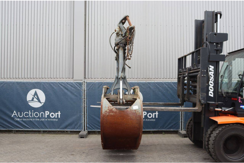 Liebherr - Greifer für Landmaschine: das Bild 2 Liebherr - Greifer für Landmaschine: das Bild 2