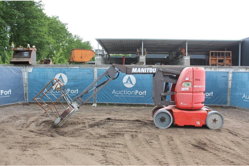Manitou 120 AETJC - Gelenkarmbühne: das Bild 2 Manitou 120 AETJC - Gelenkarmbühne: das Bild 2