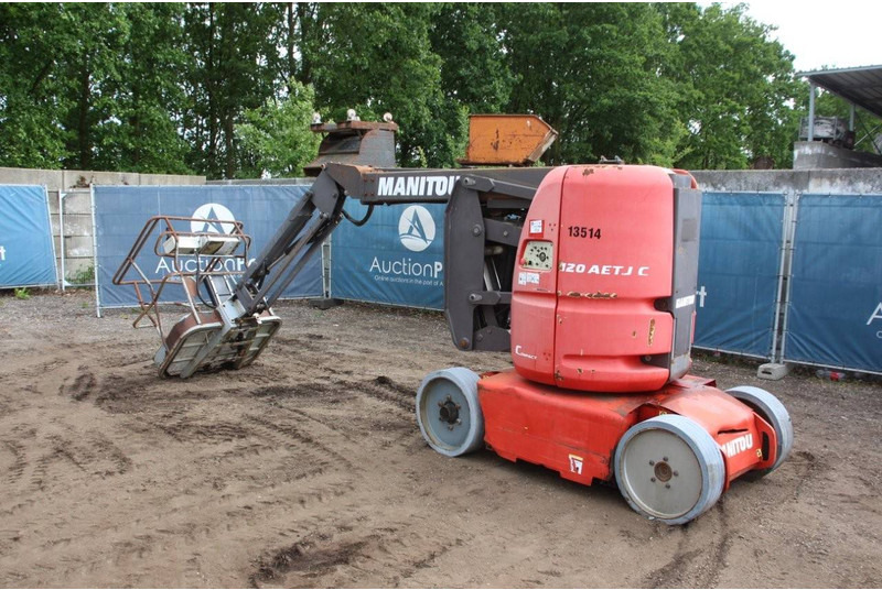 Manitou 120 AETJC - Gelenkarmbühne: das Bild 3 Manitou 120 AETJC - Gelenkarmbühne: das Bild 3