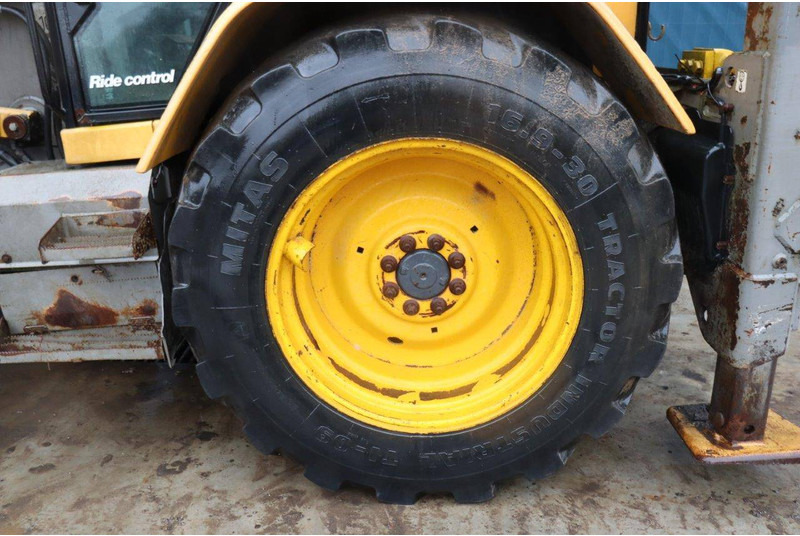 Baggerlader Massey Ferguson 860: das Bild 13