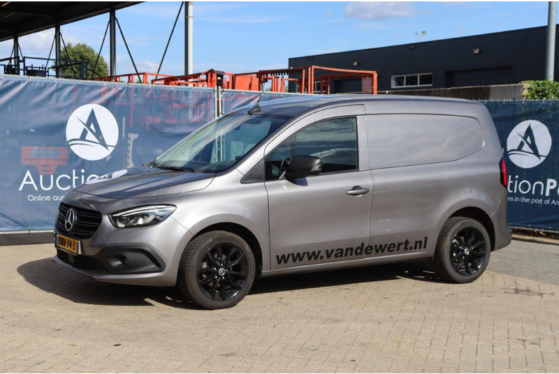 Kastenwagen Mercedes-Benz Citan 110 CDI: das Bild 9