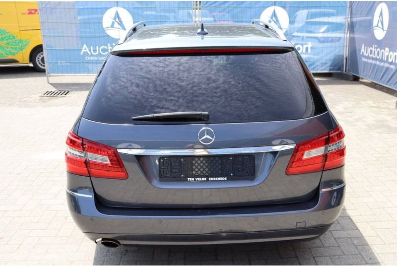 Mercedes-Benz E-Klasse 200 GCI - PKW: das Bild 5 Mercedes-Benz E-Klasse 200 GCI - PKW: das Bild 5