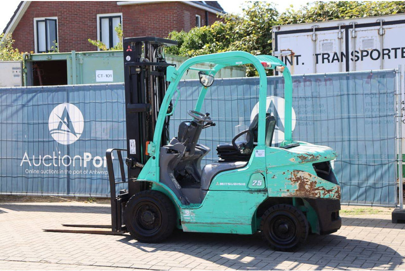 Mitsubishi FD25N - Dieselstapler: das Bild 3 Mitsubishi FD25N - Dieselstapler: das Bild 3